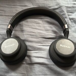 Bugani Headphones
